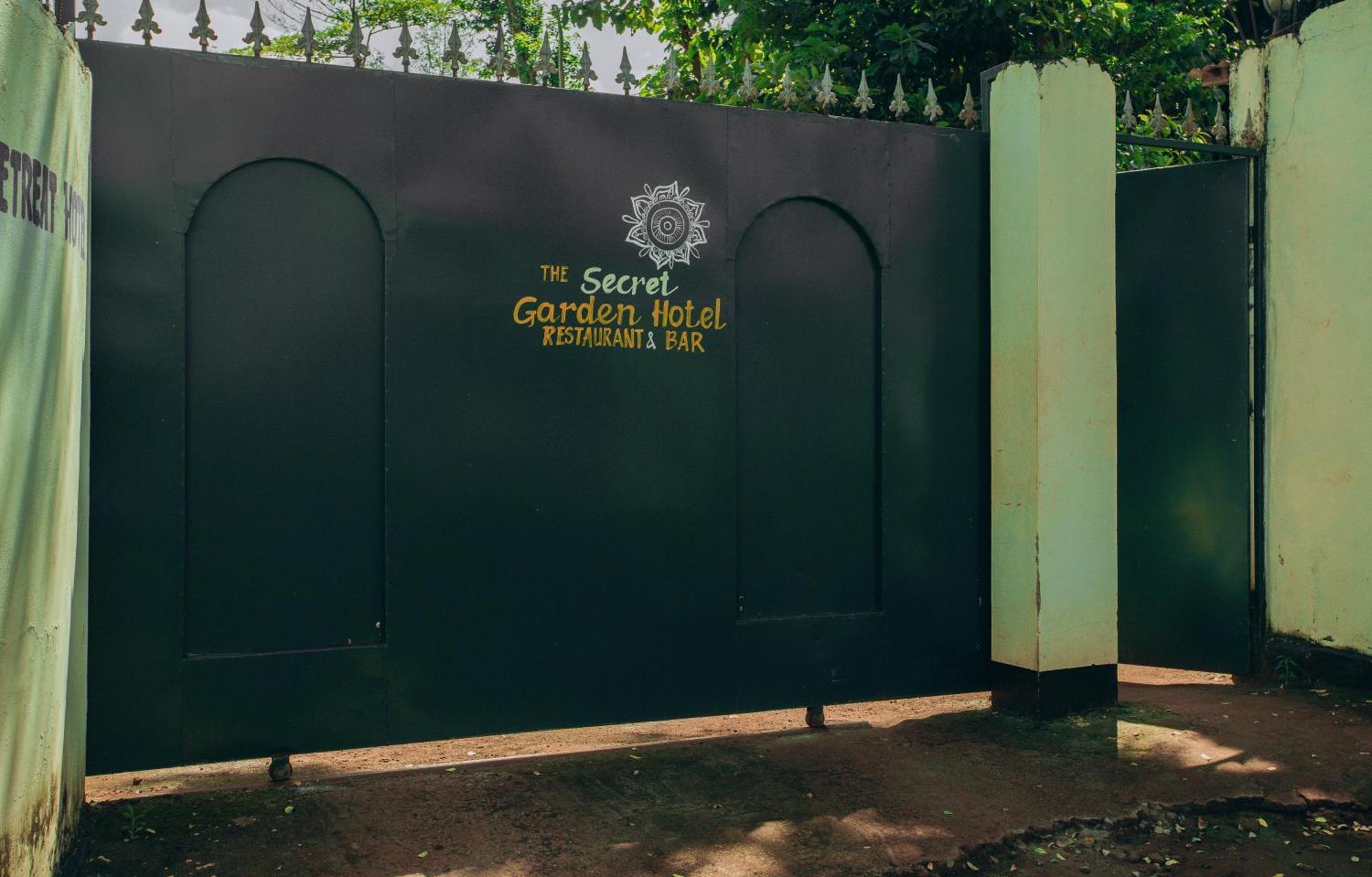 The Secret Garden Hotel Moshi Esterno foto